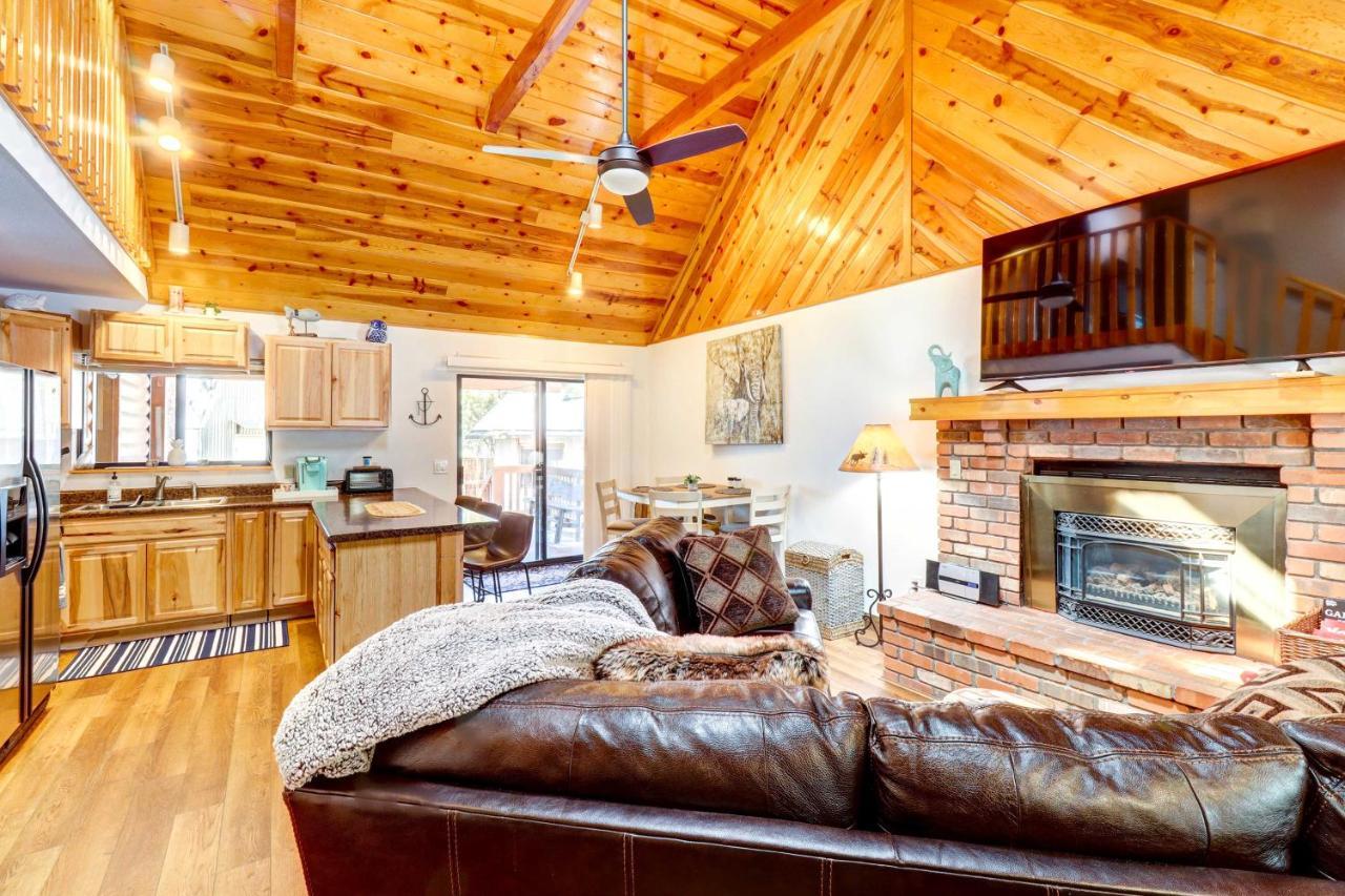 Lakeside Cabin Rental With Hot Tub - Close To Hiking Pinetop-Lakeside Eksteriør bilde