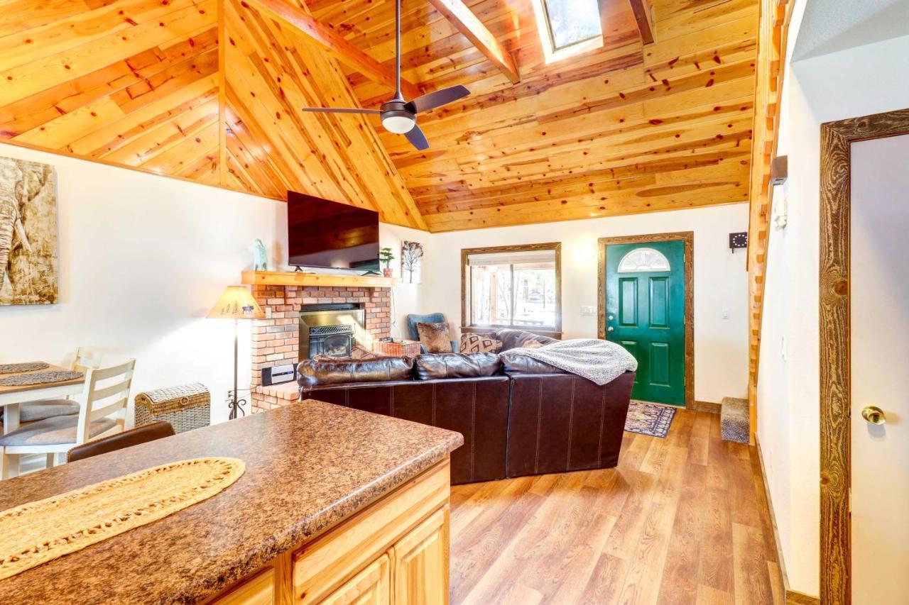 Lakeside Cabin Rental With Hot Tub - Close To Hiking Pinetop-Lakeside Eksteriør bilde